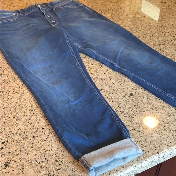 WHBM HIGH WAISTED SKINNY JEANS - Picture 3 of 5